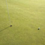 Normale Geschwindigkeiten von Golfbällen liegen bei 100 und 160 Stundenkilometern