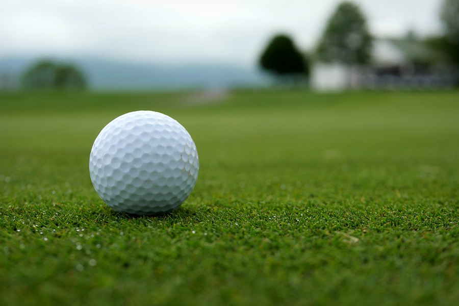 Gute Golfbälle können für eine bessere Leistung sorgen