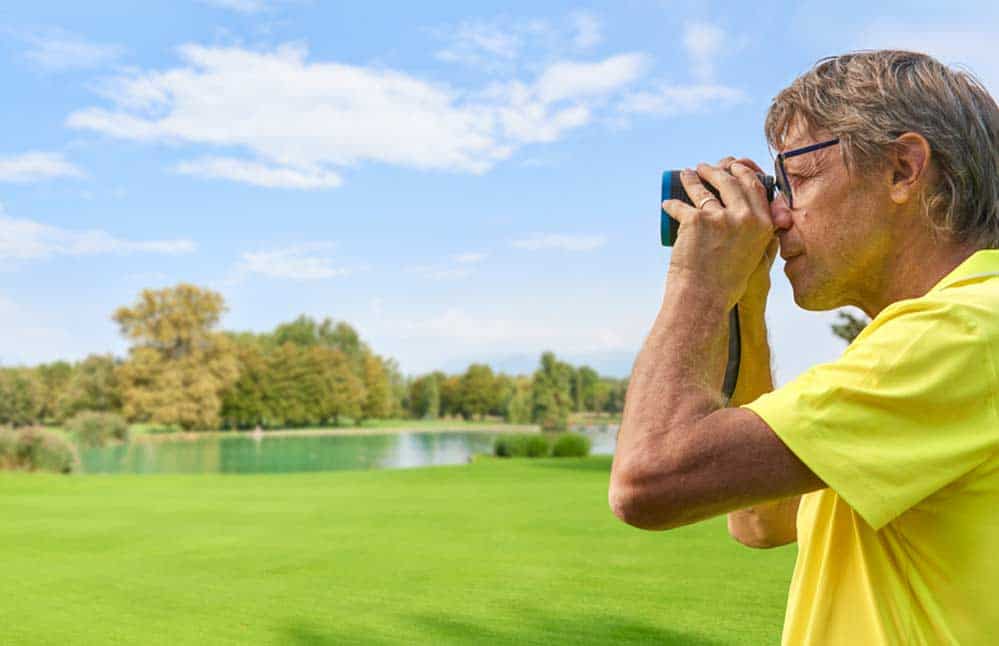 Golfentfernungsmesser (depositphotos.com)