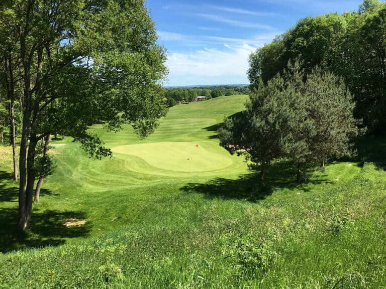 Ein öffentlicher Golfplatz ist bei Golfern sehr beliebt