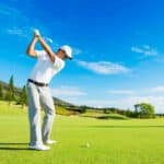 MOI beim Golf (depositphotos.com)