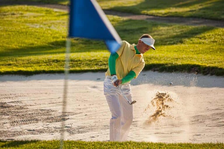 Golf Bunkerschlag (depositphotos.com)